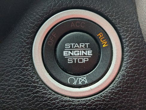 Used 2022 RAM 3500 Laramie image 17