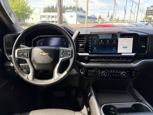 Used 2024 Chevrolet Silverado 2500 LTZ w/ LTZ Convenience Package AWD/4WD image 33