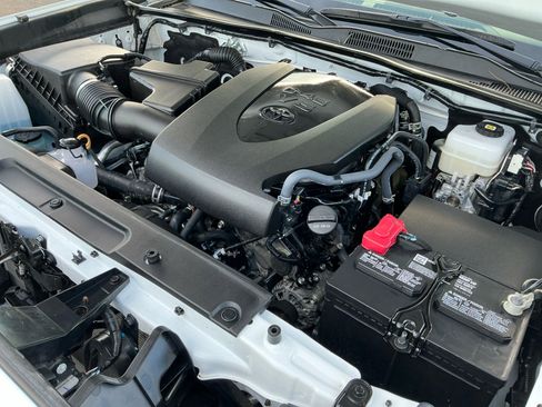 Used 2023 Toyota Tacoma TRD Off-Road image 22