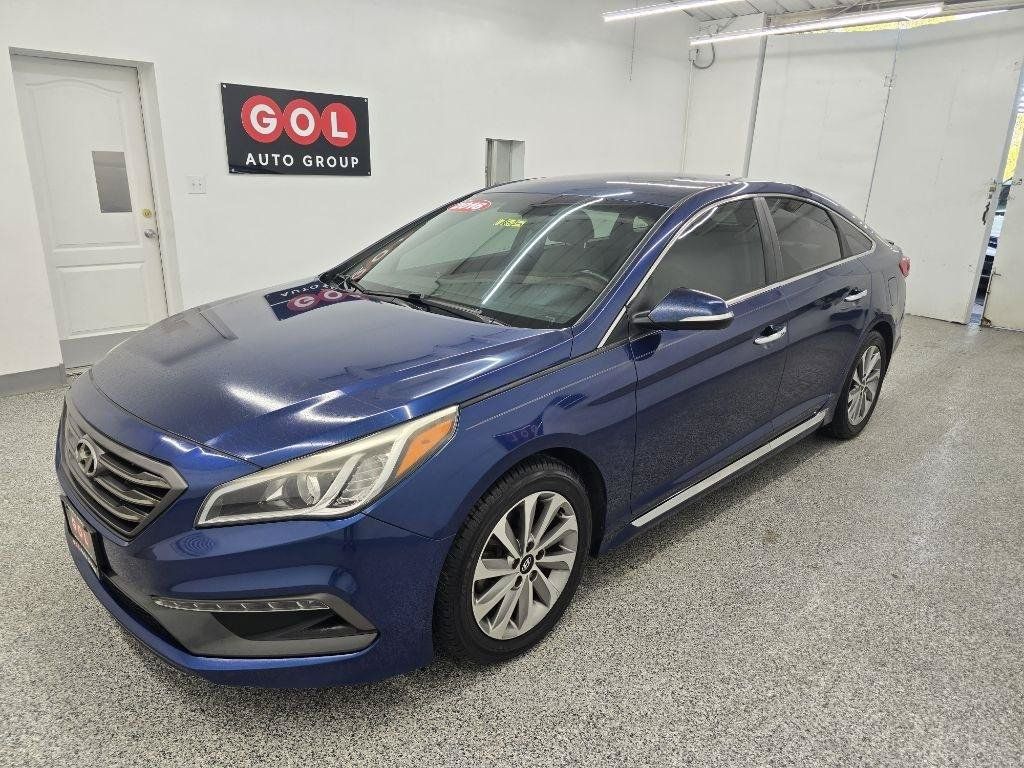 Used 2016 Hyundai Sonata Sport w/ Option Group 02 FWD image 3