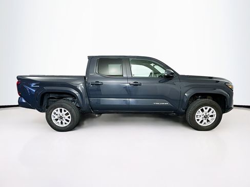 Used 2024 Toyota Tacoma SR5 RWD image 10