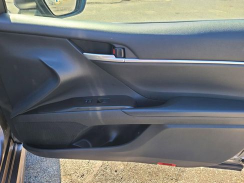 Used 2023 Toyota Camry SE FWD image 21