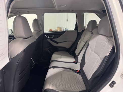 Used 2019 Subaru Forester Premium image 27