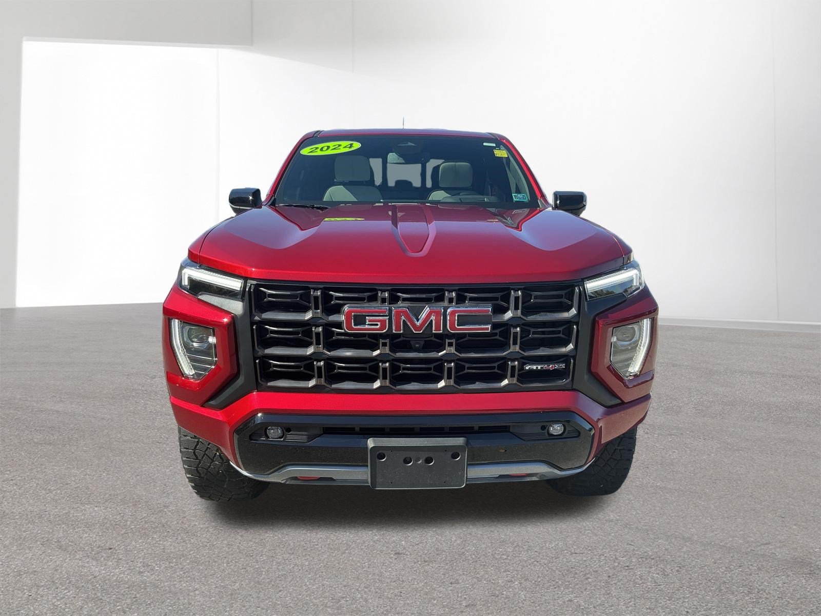 Used 2024 GMC Canyon AT4X AWD/4WD image 10