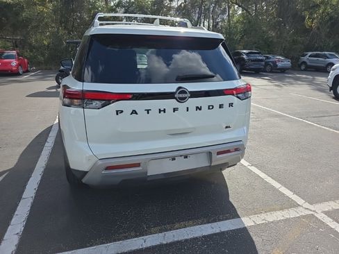 Certified 2023 Nissan Pathfinder SL w/ SL Premium Package image 12