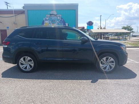 Used 2021 Volkswagen Atlas SE w/ Panoramic Sunroof Package AWD/4WD image 4
