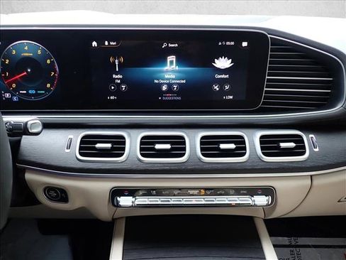 Used 2020 Mercedes-Benz GLS 450 4MATIC image 20