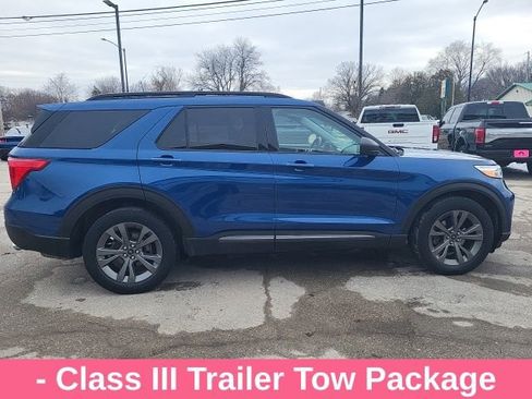 Used 2021 Ford Explorer XLT w/ Equipment Group 202A image 28