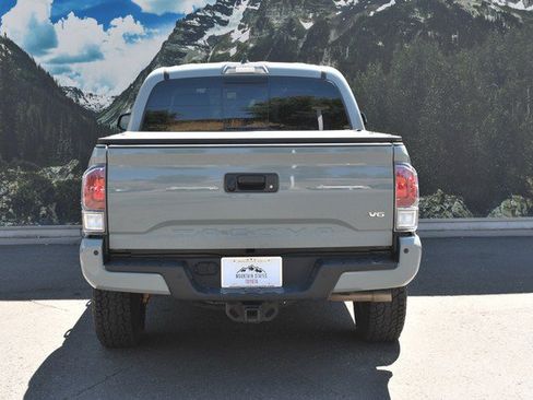 Certified 2023 Toyota Tacoma TRD Off-Road w/ TRD Premium Off Road Package AWD/4WD image 10