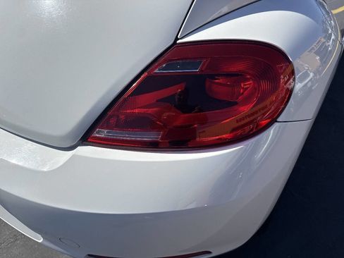 Used 2012 Volkswagen Beetle 2.5 image 23