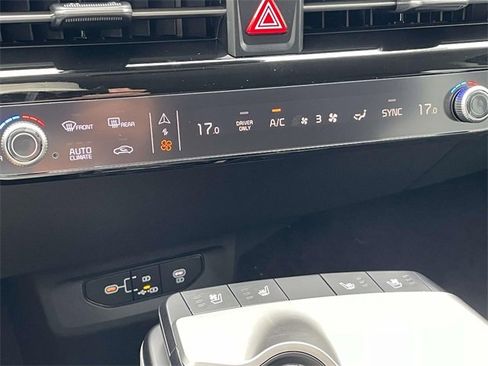 New 2025 Kia EV6 Wind image 34