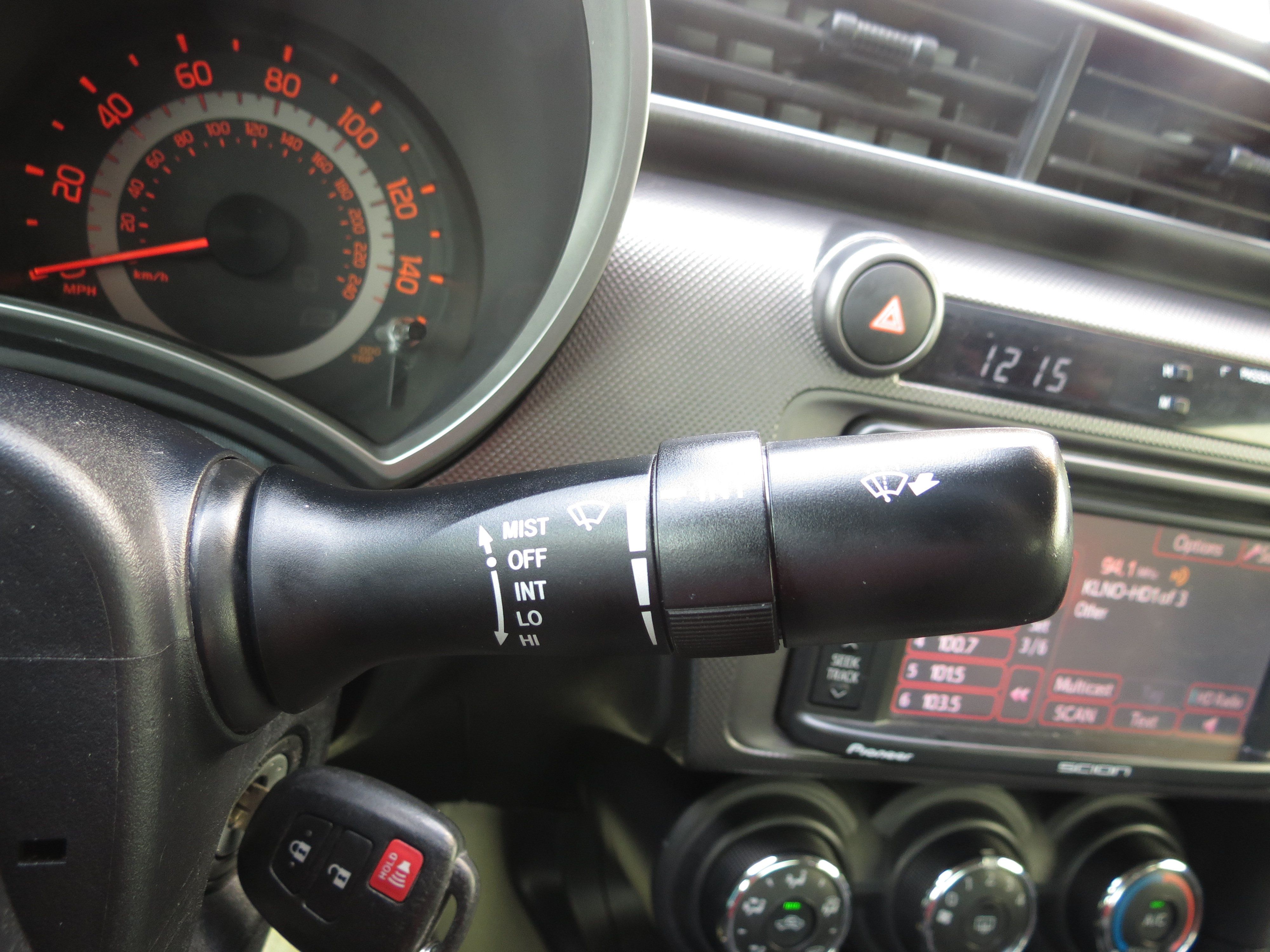 Used 2015 Scion tC FWD image 18