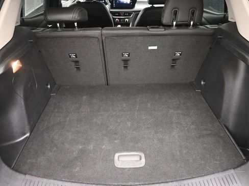 Certified 2025 Buick Encore GX Preferred AWD/4WD image 9