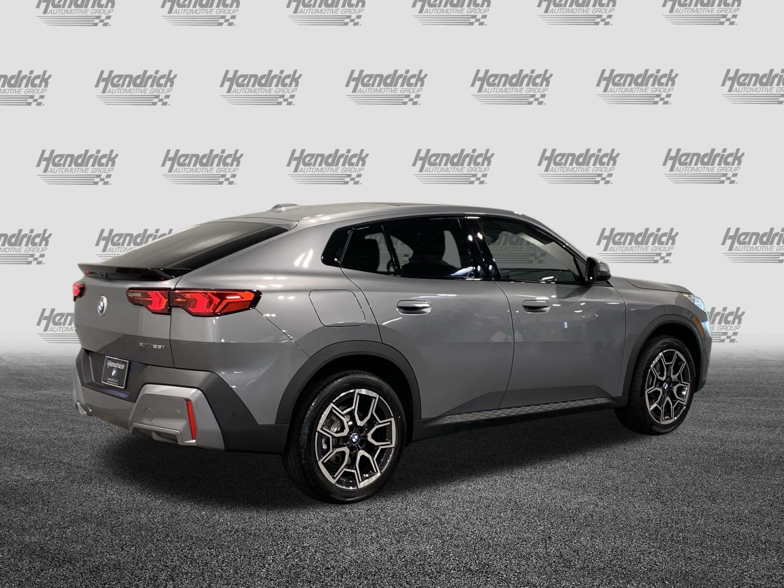 Certified 2026 BMW X2 xDrive28i AWD/4WD image 8