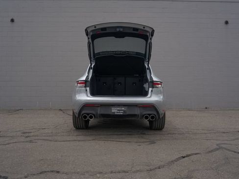 Certified 2026 Porsche Macan AWD/4WD image 14