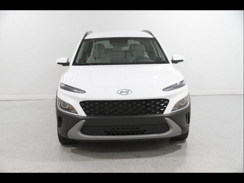 Certified 2023 Hyundai Kona SEL FWD image 2