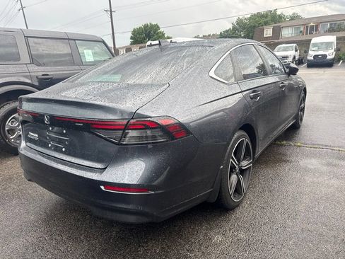 Used 2023 Honda Accord LX image 2