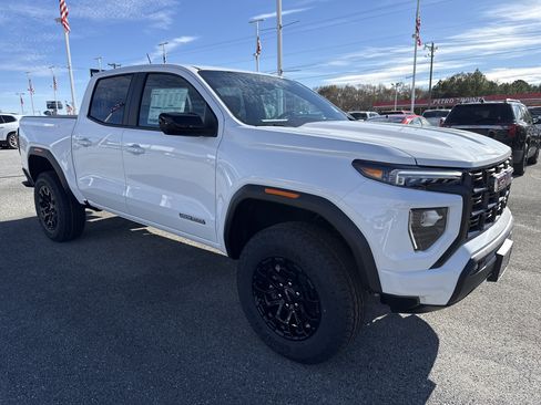 New 2026 GMC Canyon Elevation w/ Convenience Package image 4