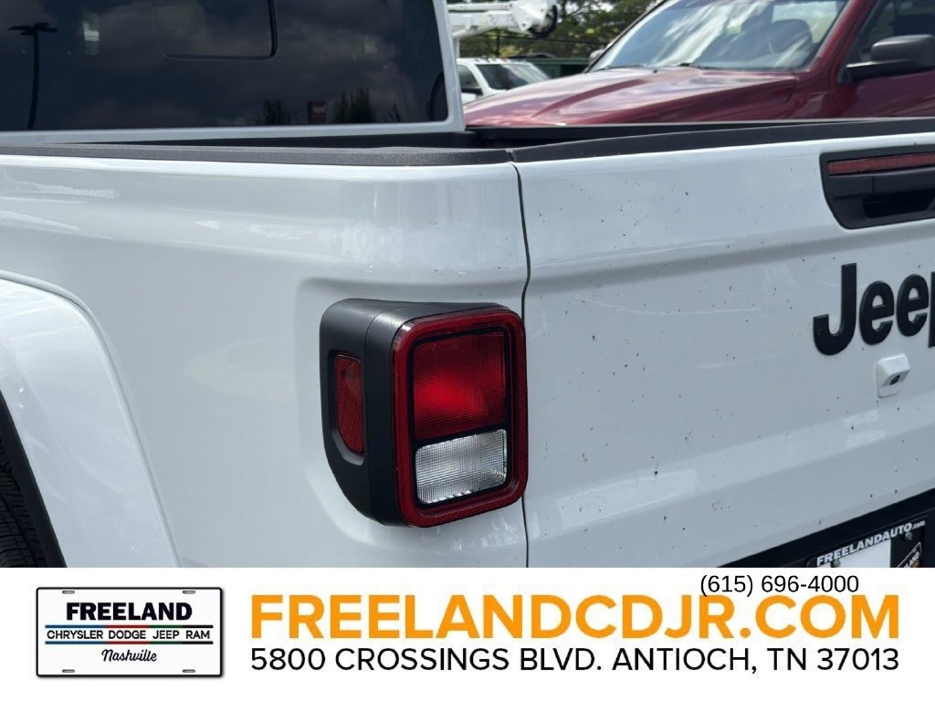 New 2026 Jeep Gladiator Sport AWD/4WD image 11