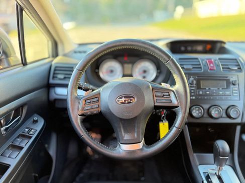 Used 2013 Subaru Impreza 2.0i Sport Premium image 14