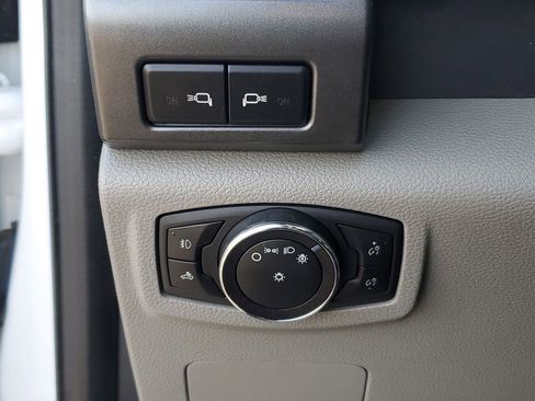 Used 2021 Ford F250 XLT w/ XLT Premium Package image 20