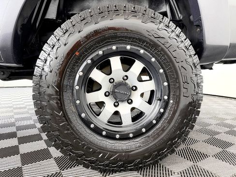 Used 2011 Toyota Tacoma 4x4 Access Cab w/ SR5 Pkg #2 image 20