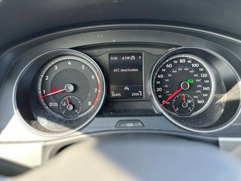 Used 2021 Volkswagen Atlas SE w/ Panoramic Sunroof Package image 10