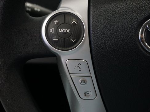 Used 2016 Toyota Prius C Three image 18