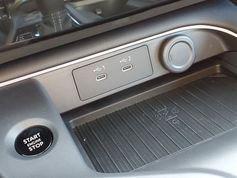 New 2026 Nissan Sentra SV w/ SV Convenience Package image 15