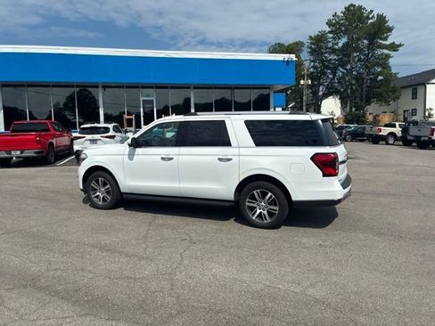 Used 2024 Ford Expedition Max Limited AWD/4WD image 44