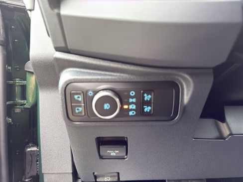 New 2025 Ford Bronco Outer Banks image 18