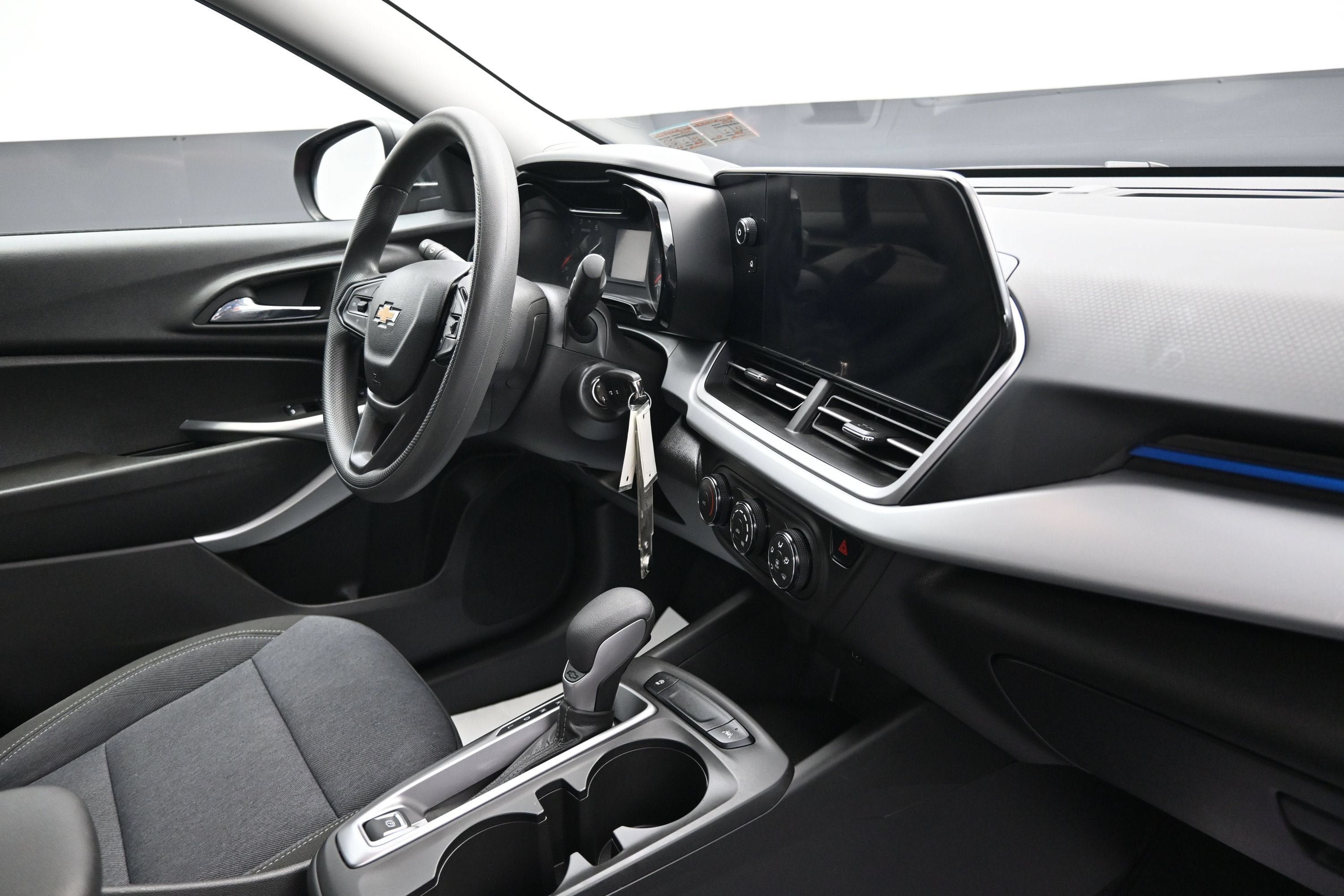 Certified 2024 Chevrolet Trax LS FWD image 29