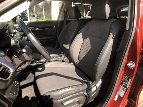 Used 2023 Kia Seltos S image 19