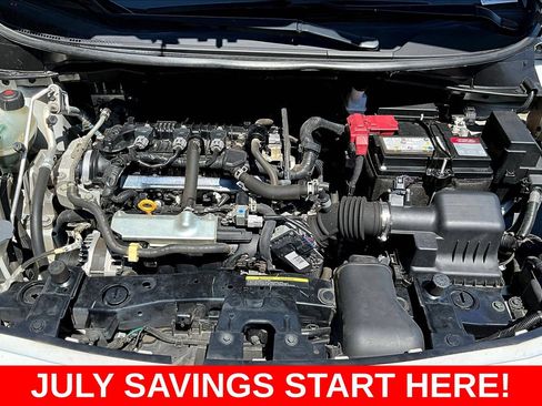 Used 2022 Nissan Versa SV FWD image 33