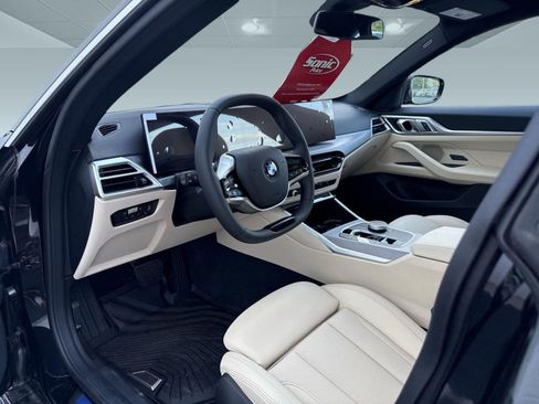 Used 2025 BMW 430i w/ Parking Assistance Package image 4