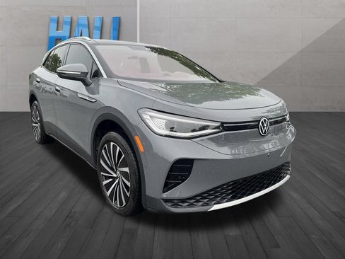 Certified 2023 Volkswagen ID.4 Pro S Plus AWD/4WD image 7