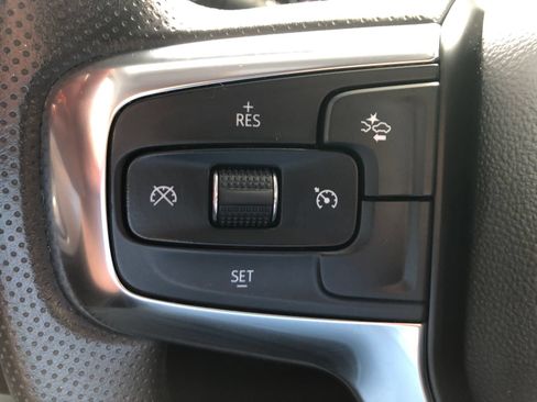 Used 2025 Chevrolet Blazer LT w/ Convenience Package FWD image 35