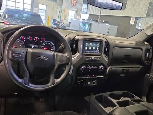 Used 2019 Chevrolet Silverado 1500 Custom Trail Boss w/ Custom Convenience Package image 11