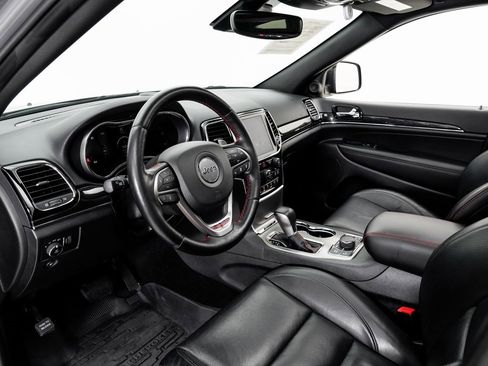 Used 2021 Jeep Grand Cherokee Trailhawk w/ Trailhawk Luxury Group image 4