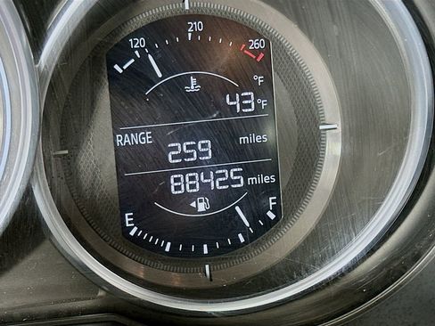 Used 2017 MAZDA CX-5 Touring w/ Preferred Equipment Package image 17