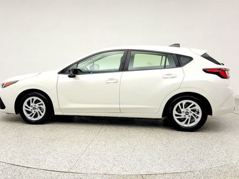 Used 2025 Subaru Impreza 2.0i AWD/4WD image 8