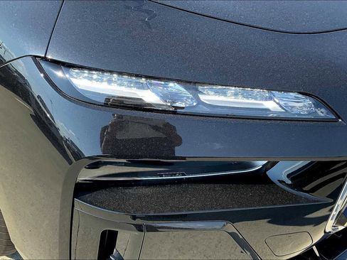 New 2026 BMW i7 eDrive50 image 13