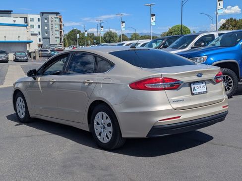 Used 2019 Ford Fusion S FWD image 7