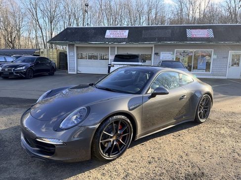 Used 2015 Porsche 911 Carrera 4S image 1
