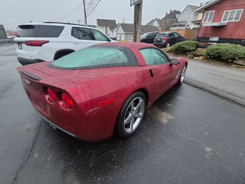Used 2007 Chevrolet Corvette Coupe w/ Preferred Equipment Group image 7
