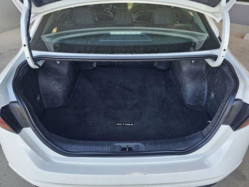 Used 2023 Nissan Altima 2.5 SR image 5