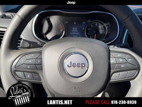 Certified 2022 Jeep Cherokee Trailhawk w/ Sun, Sound & Nav Group image 33