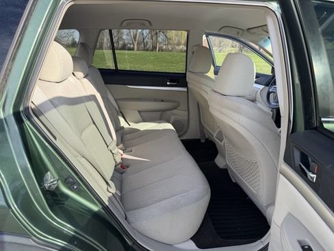 Used 2012 Subaru Outback 2.5i Premium w/ All-Weather Pkg AWD/4WD image 13