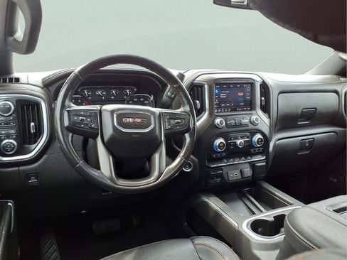 Used 2022 GMC Sierra 1500 AT4 w/ AT4 Preferred Package AWD/4WD image 5