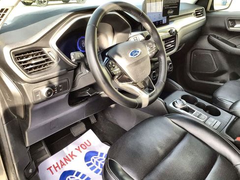 Used 2021 Ford Escape SEL w/ Technology Package image 10